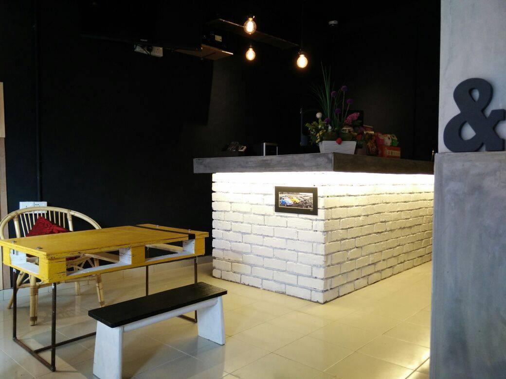 Monkey Motel Cafe Malacca Exterior photo