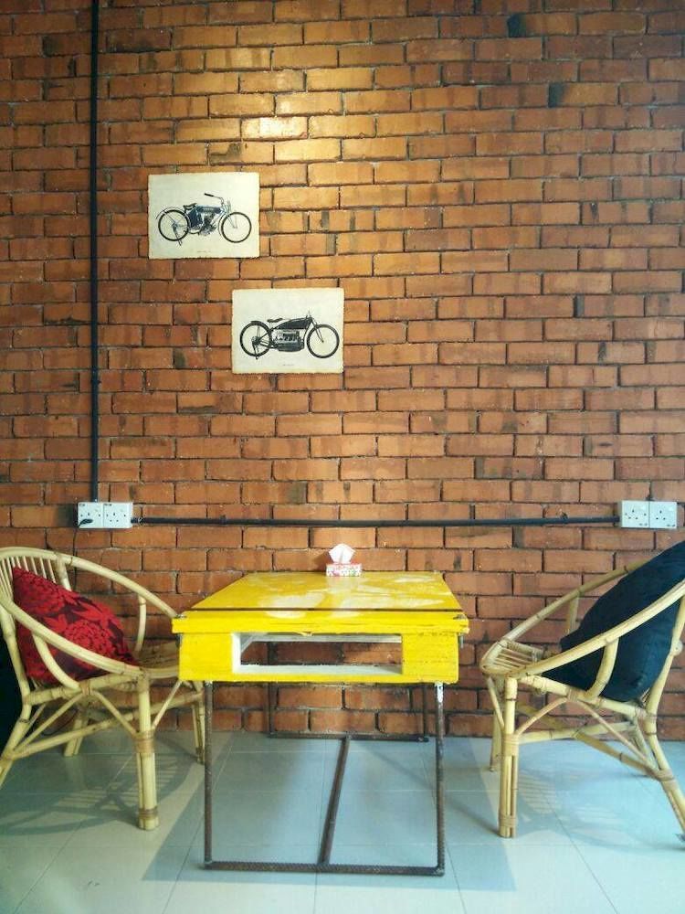 Monkey Motel Cafe Malacca Exterior photo