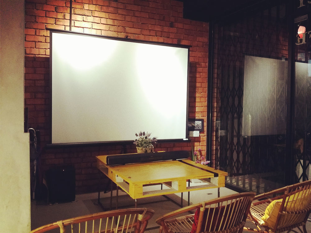 Monkey Motel Cafe Malacca Exterior photo